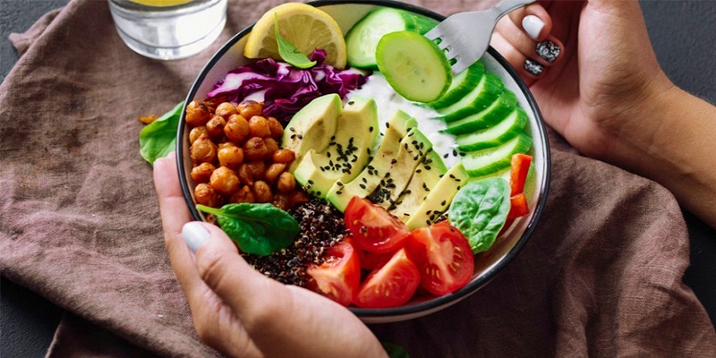 دور التغذية مع أزمة البواسير الصحية