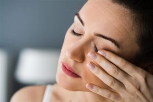 ماذا يعني ارتعاش عضلات الجفن؟