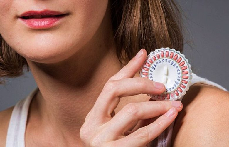 4 مخاطر عند تناول النساء في سن اليأس للعلاج الهرموني بشكل ذاتي