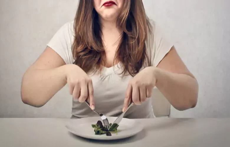 5 أخطاء عند تناول وجبة الإفطار تسبب زيادة الوزن بعد سن الـ 40