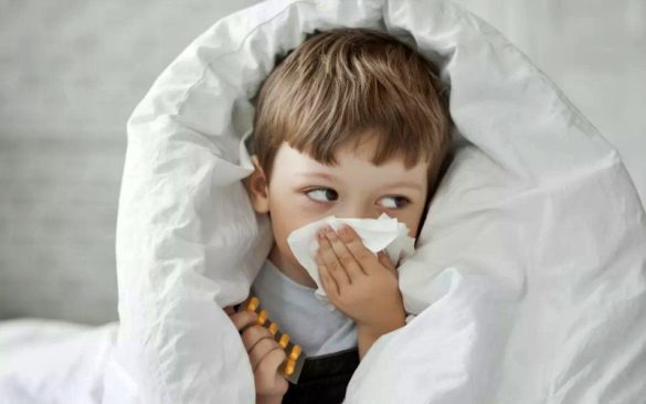 أهم الأمراض التي يتعرض لها الأطفال خلال موسم البرد وأنماط الوقاية