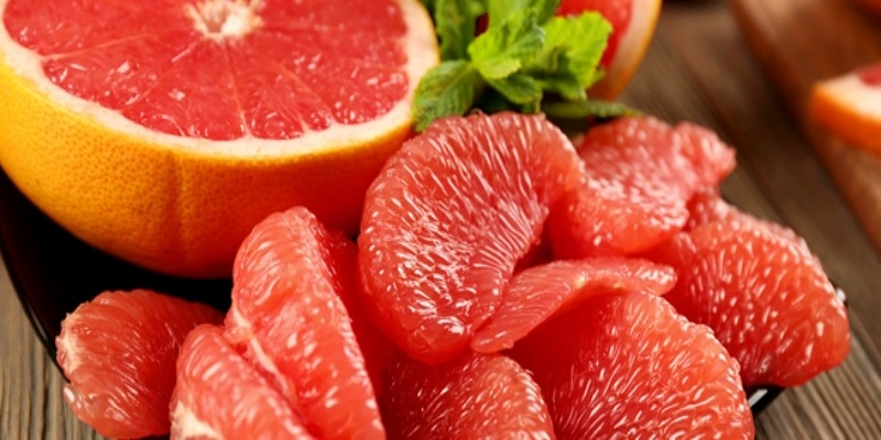 الآلية الصحيحة لتناول الجريب فروت في المساء وتجنب التأثير السلبي على النوم