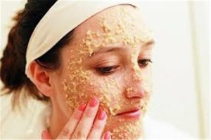المساعدة على تنظيف البشرة