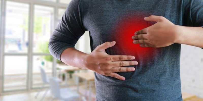 ما هي أفضل الطرق المساعدة لعلاج ارتجاع الحمض؟