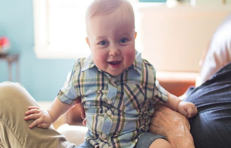 أهم العلامات الدالة على أن الطفل يعاني من الشلل الدماغي