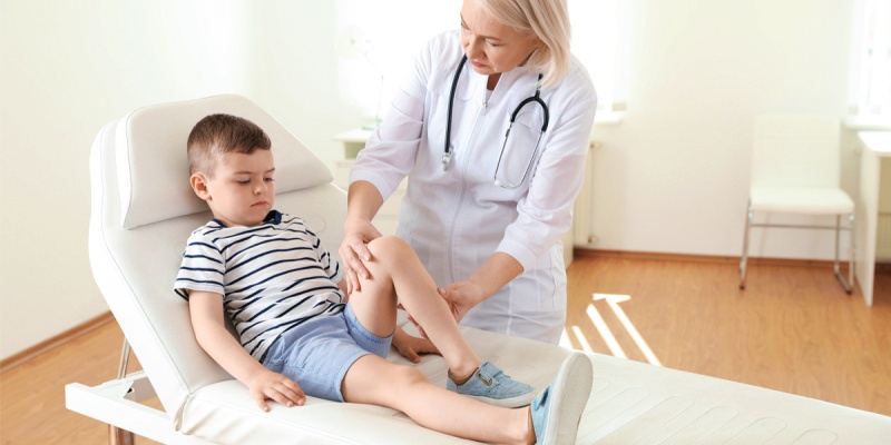 طرق علاج التهاب مفاصل الركبة عند الأطفال