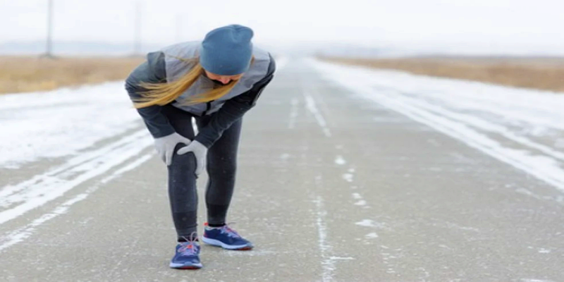 كيف يمكن للبرد الشديد أن يهدد صحة الأشخاص المصابين بالأمراض المزمنة؟