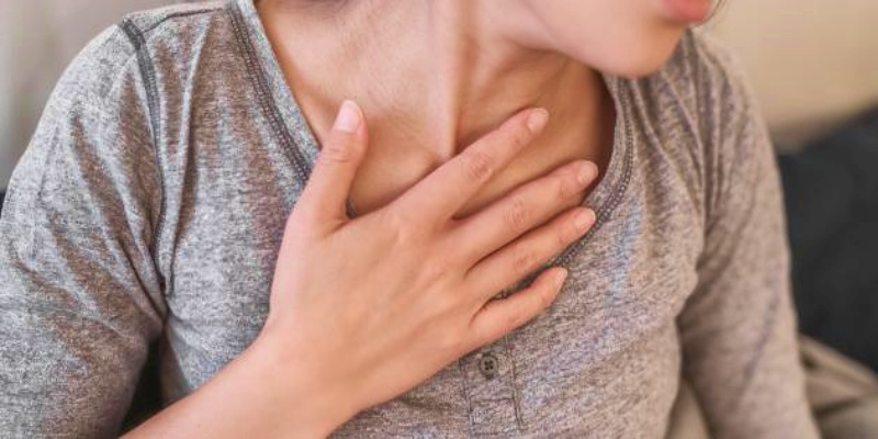 ما هي أعراض التليف الرئوي؟