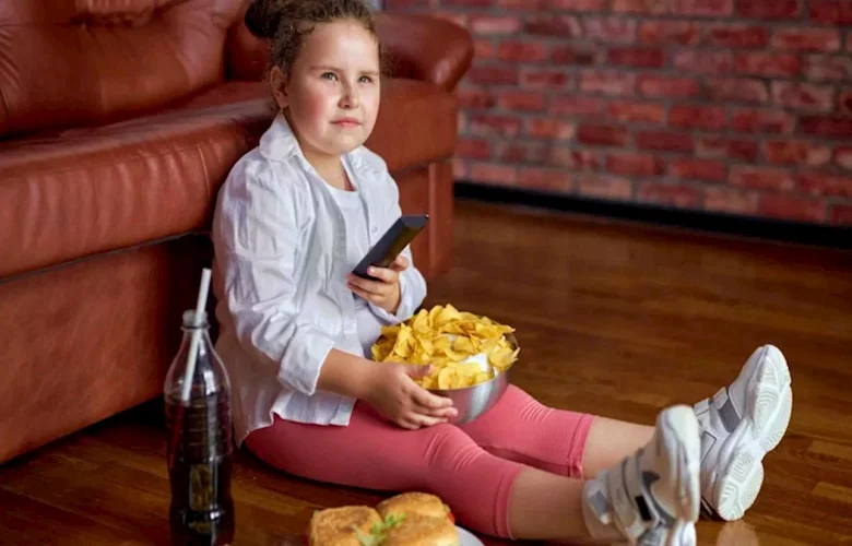 السمنة عند الأطفال: الأسباب والأضرار وطرق التغلب على هذه الأزمة