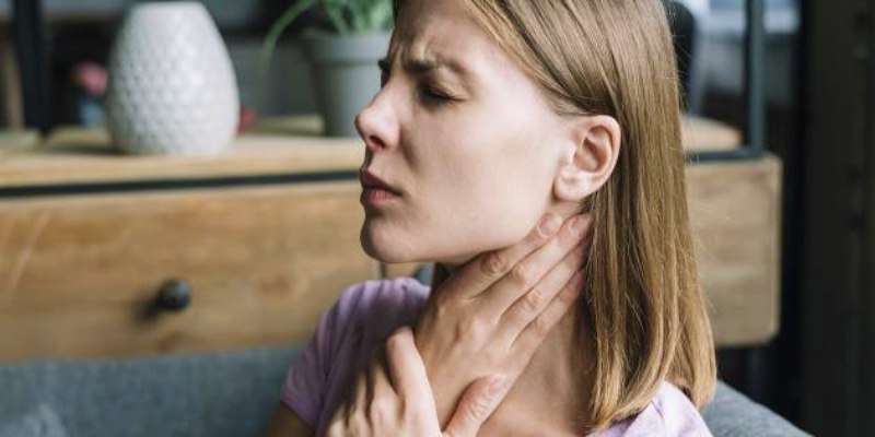 ما المقصود بالتهاب البلعوم المزمن؟