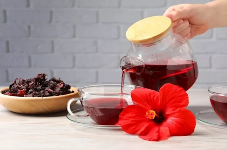 أدوية تتعارض مع الكركديه