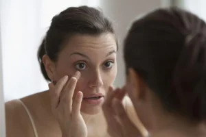 رعشة الجفن بعد الولادة