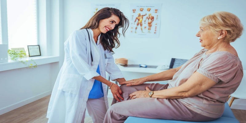 روتين الفحص الدوري للعظام والمفاصل بعد بلوغ سن اليأس