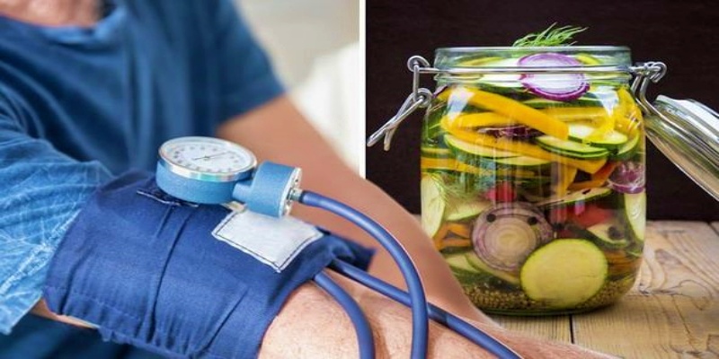 ما هي أهم الفئات المُعرضة لارتفاع ضغط الدم بسبب تناول المخللات؟