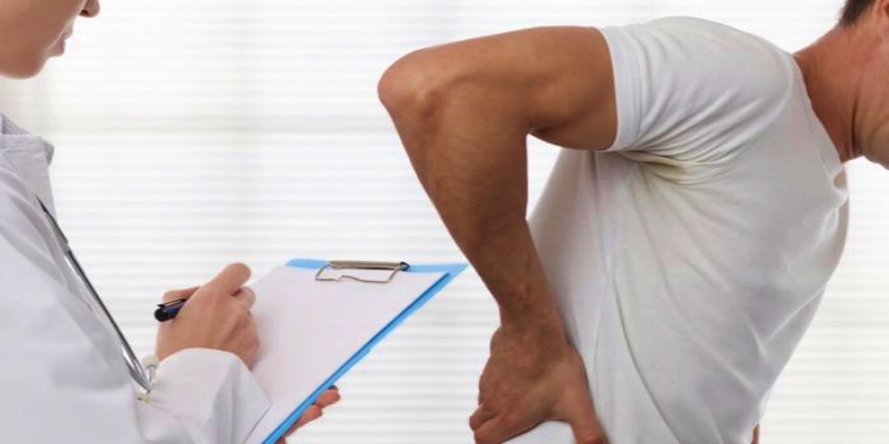 ما هي الأنماط العلاجية الفعالة في التعامل مع آلام الظهر؟