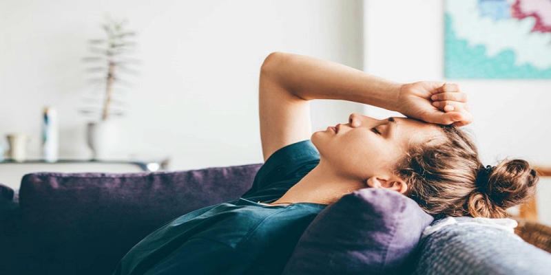 ما هي تأثيرات نقص فيتامين E على صحة الجسم؟