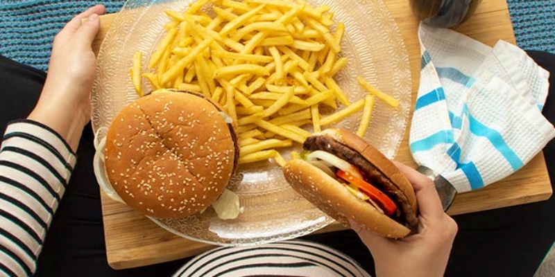 الإفراط في تناول الطعام