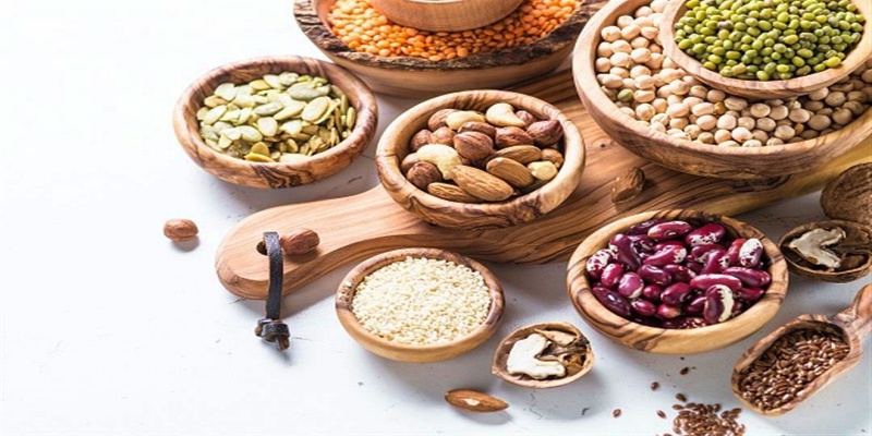 البقوليات والمكسرات