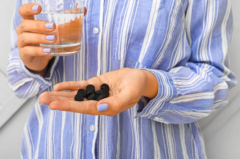 الحالات التي يمنع فيها تناول أقراص الفحم