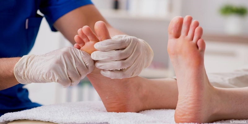 كيفية العناية بأقدام مرضى السكري