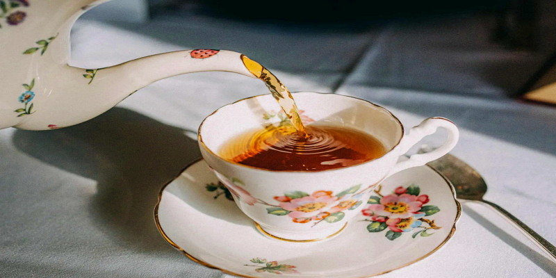 كيفية تناول الشاي بشكل آمن وصحي