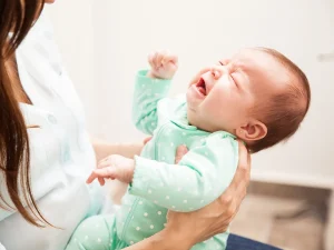 مغص الرضع في الشهر الرابع