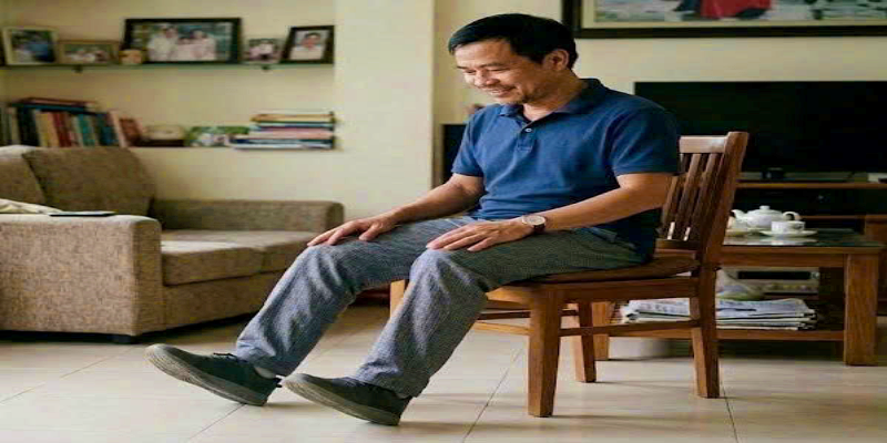 النقر على القدمين أثناء الجلوس