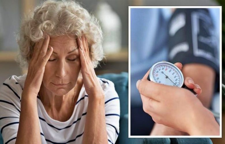 ما هي أسباب انخفاض ضغط الدم عند كبار السن مع تغيرات الطقس؟