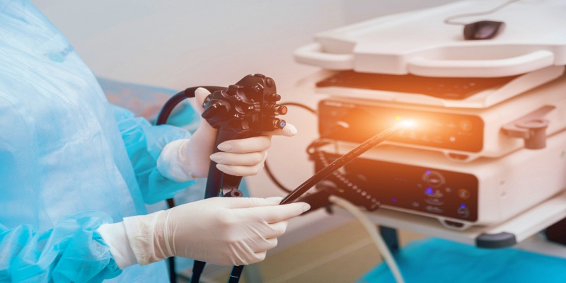 متى يكون الأمر ضروريا لإجراء الموجات فوق الصوتية بالمنظار في الجهاز الهضمي العلوي؟