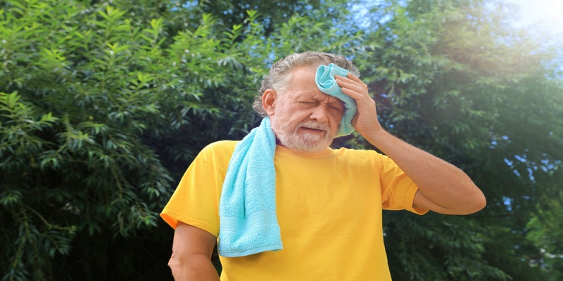 لماذا كبار السن هم أكثر عرضة لضربة الشمس؟
