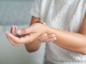 أعراض التورم الشائعة بعد الولادة