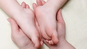 أنواع القدم المسطحة عند الأطفال