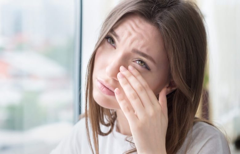 الأنواع الشائعة للصداع المسببة لرعشة العين