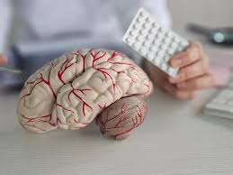 تأثيرات فيتامين سي على تحسين صحة المخ