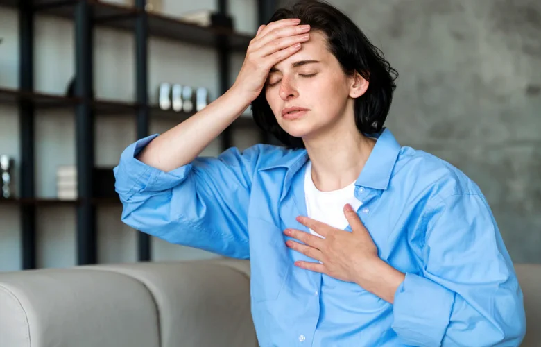 علامات يسهل تجاهلها تدل على المعاناة من أمراض القلب والأوعية الدموية