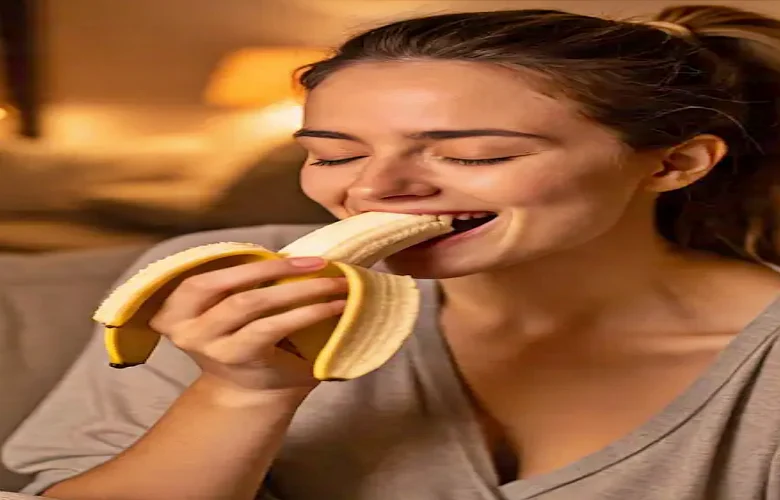 ما هي فوائد تناول فاكهة الموز في المساء؟