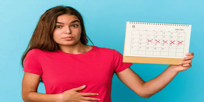 ما هي أهم الأسباب الشائعة التي تؤدي إلى الحيض المبكر؟