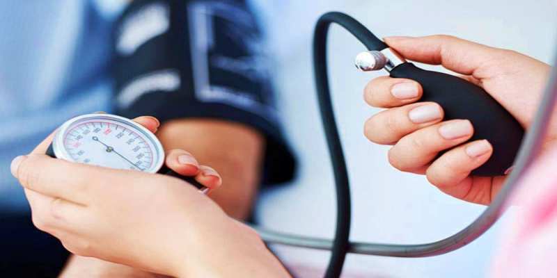 ما هي الأمراض المزمنة التي يتم الحد منها عند ممارسة رياضة الجري؟