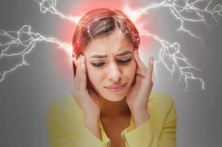 الصداع الناتج عن الأذن