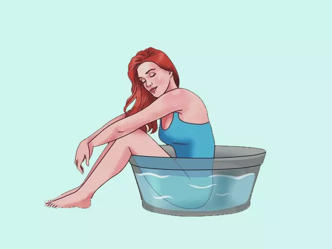 حمام المقعدة أثناء الدورة الشهرية