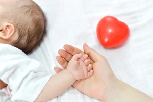 أبرز العيوب الخلقية القلبية التي تحتاج إلى جراحات مبكرة