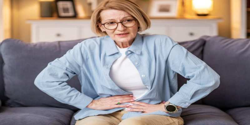 ضعف القوة البدنية وقلة النشاط البدني بعد الخمسين